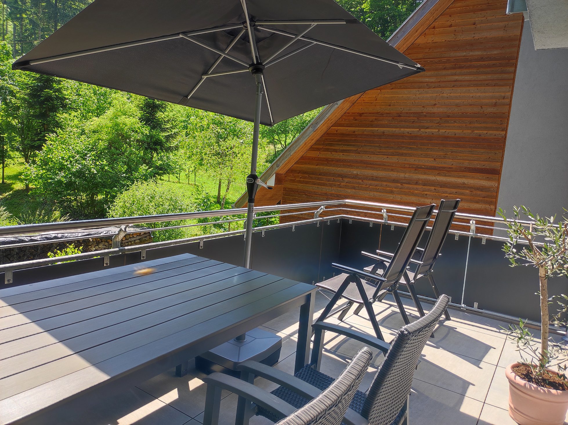 12 Wohnung 1 Balkon