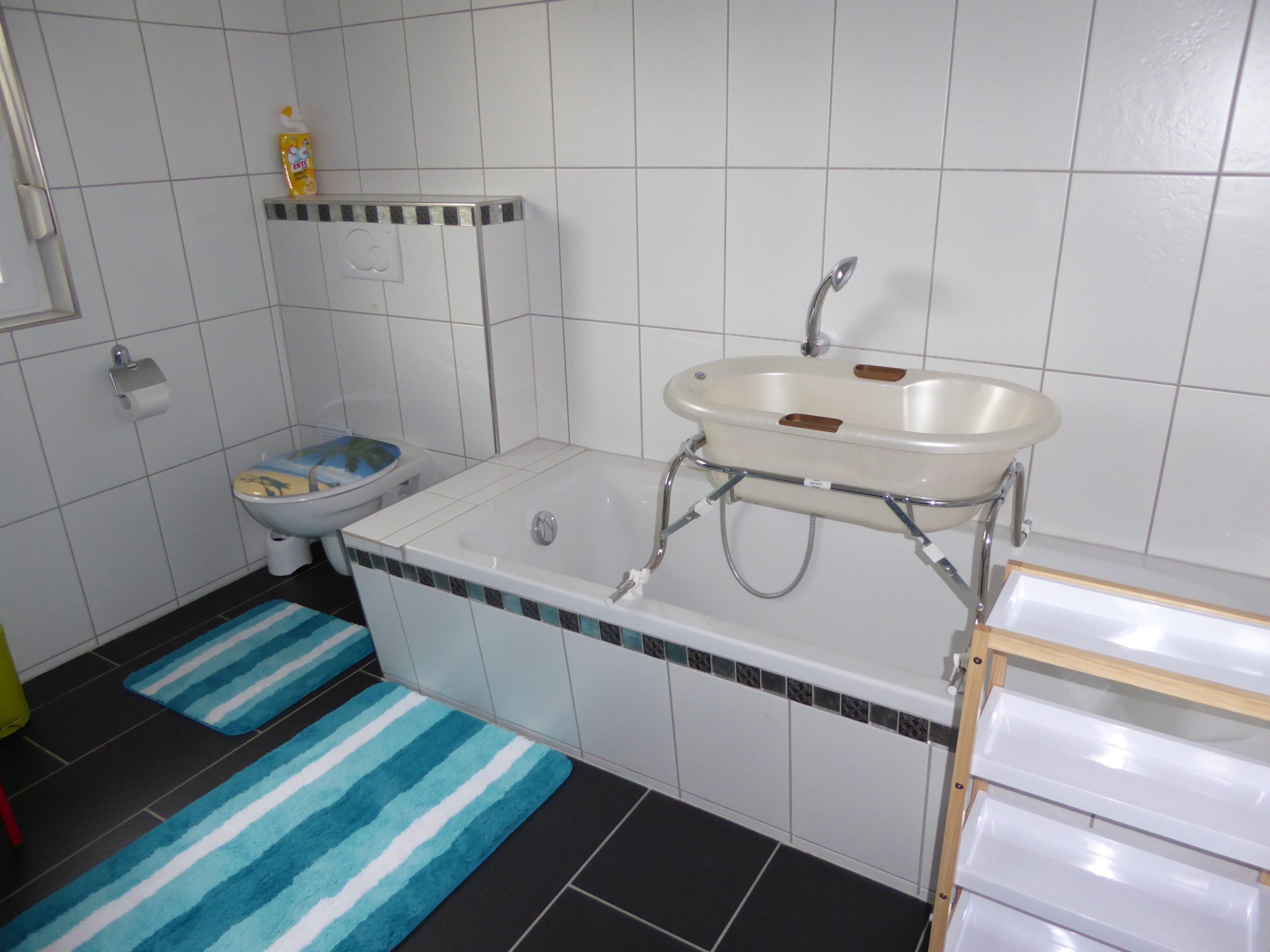 Badewanne mit Aufsatz