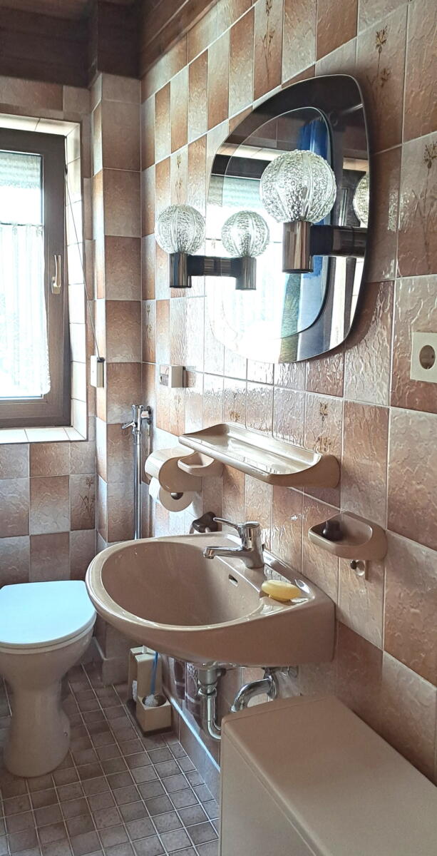 64-OG-Badezimmer